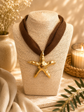 COLLAR EN TELA DOARDO CON ESTRELLA DE MAR